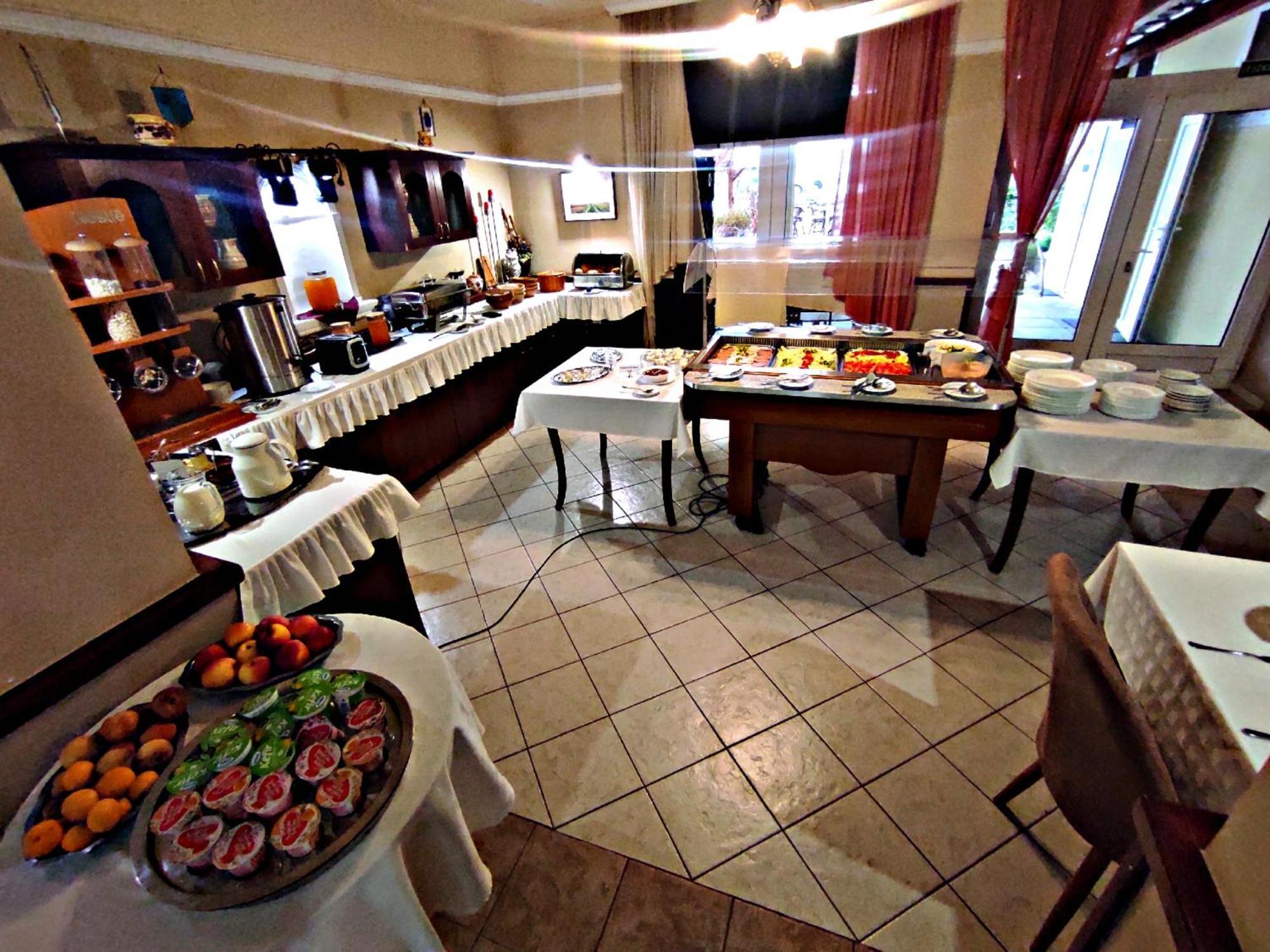 Atrium Hotel Harkány Eksteriør billede