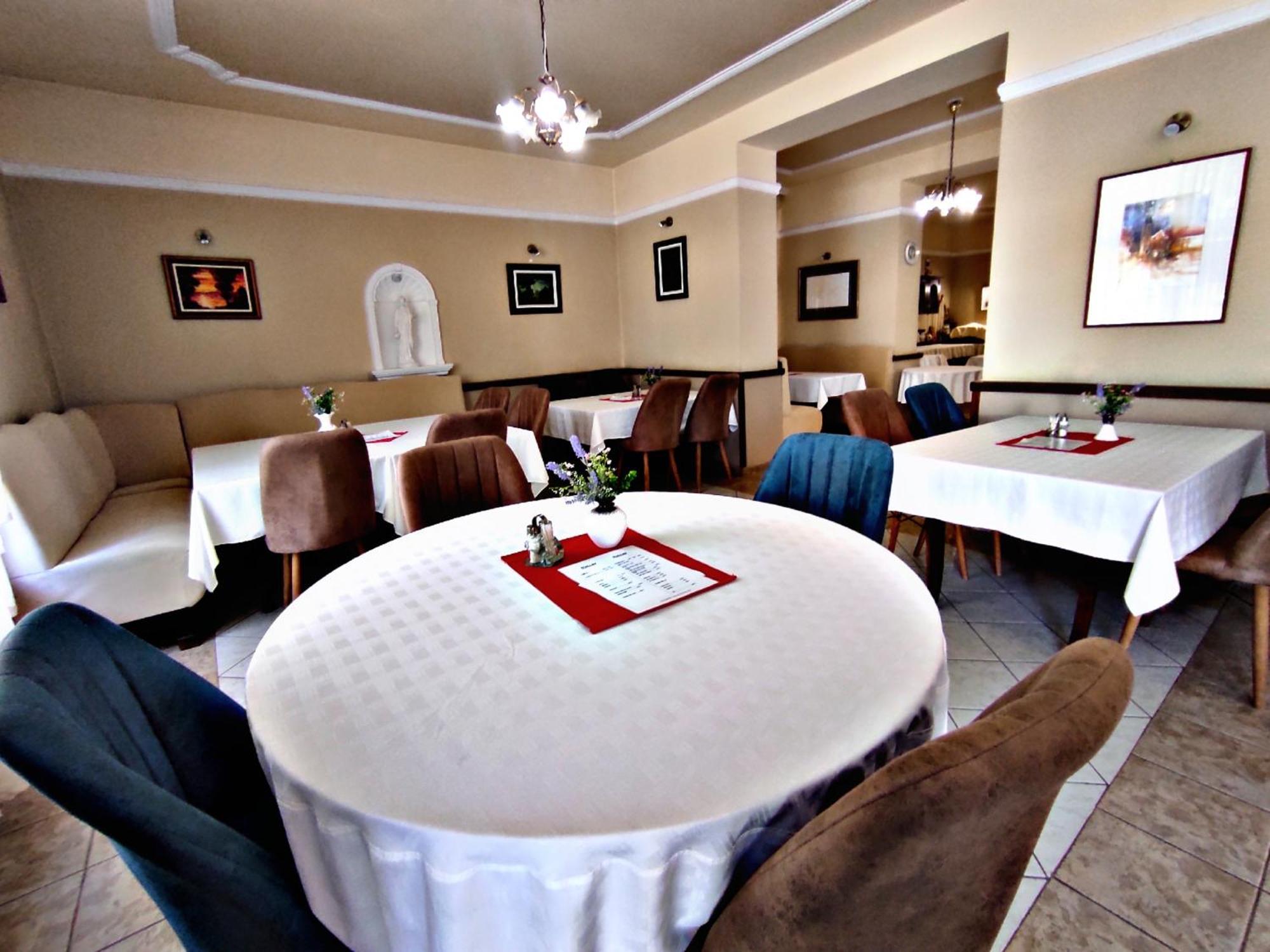 Atrium Hotel Harkány Eksteriør billede