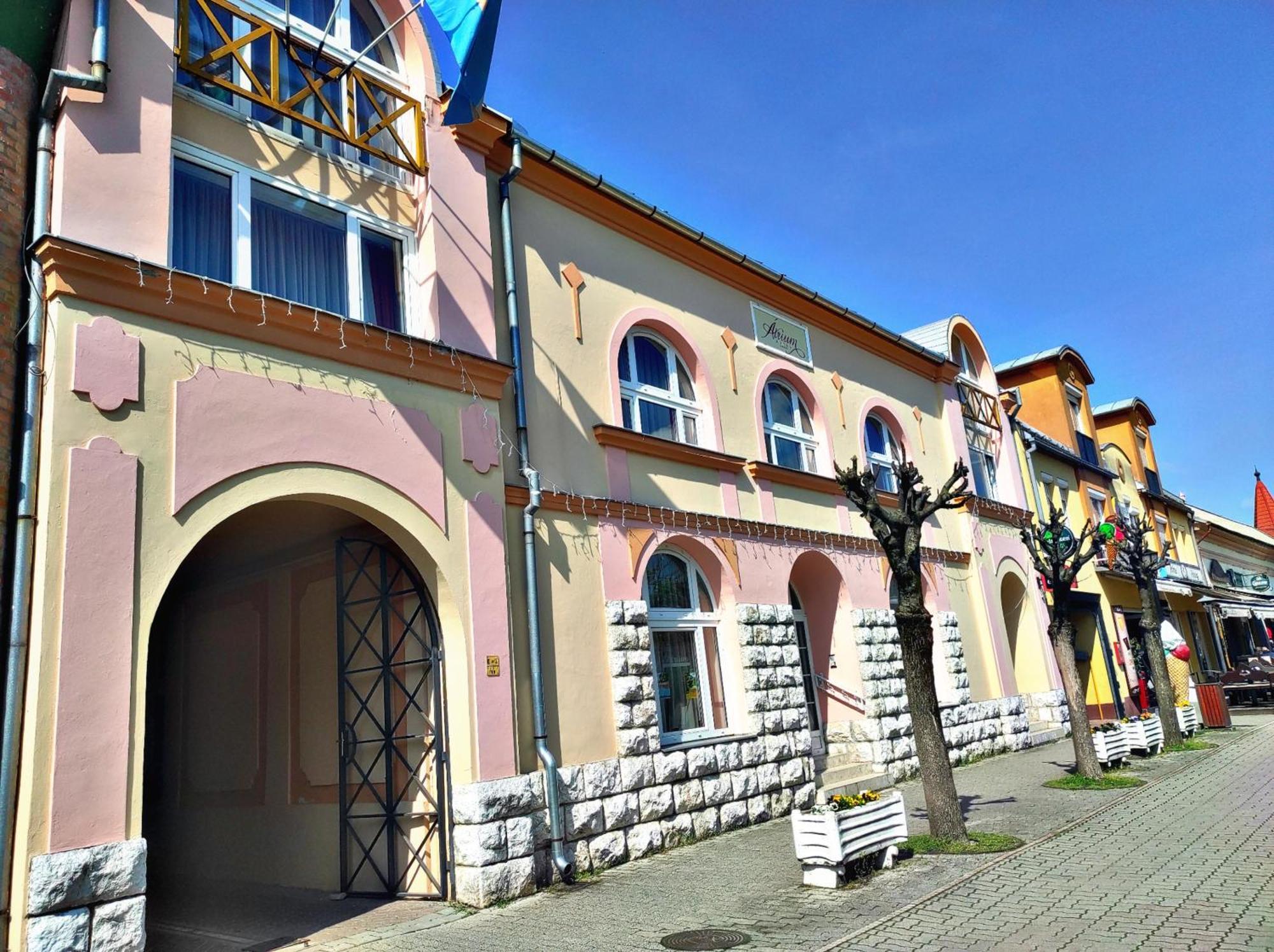 Atrium Hotel Harkány Eksteriør billede