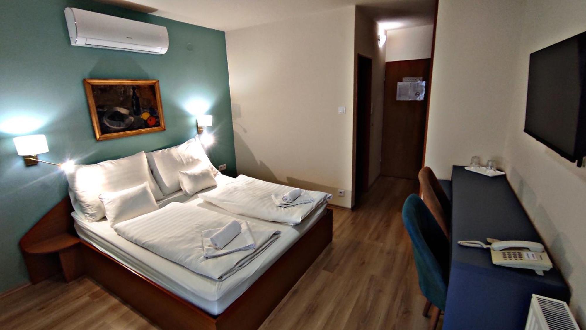 Atrium Hotel Harkány Eksteriør billede