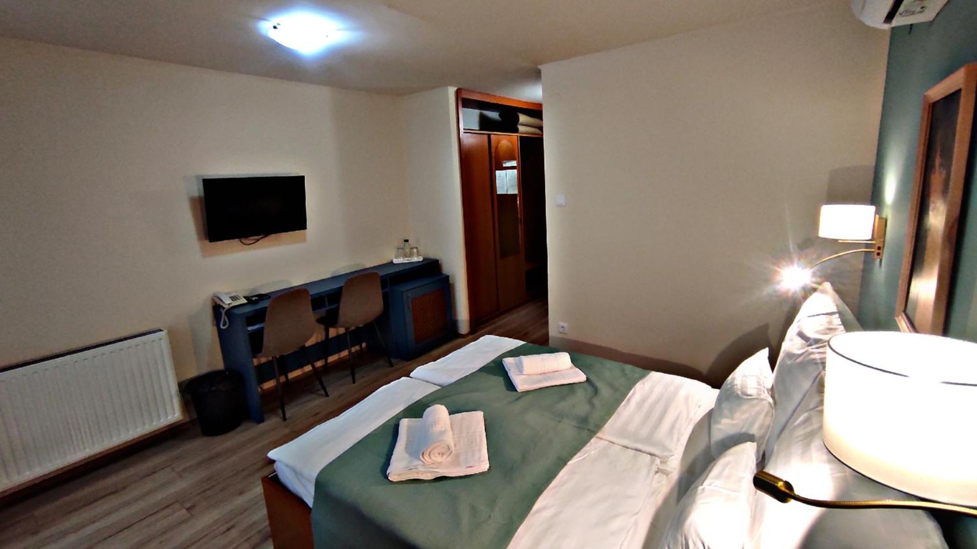Atrium Hotel Harkány Eksteriør billede