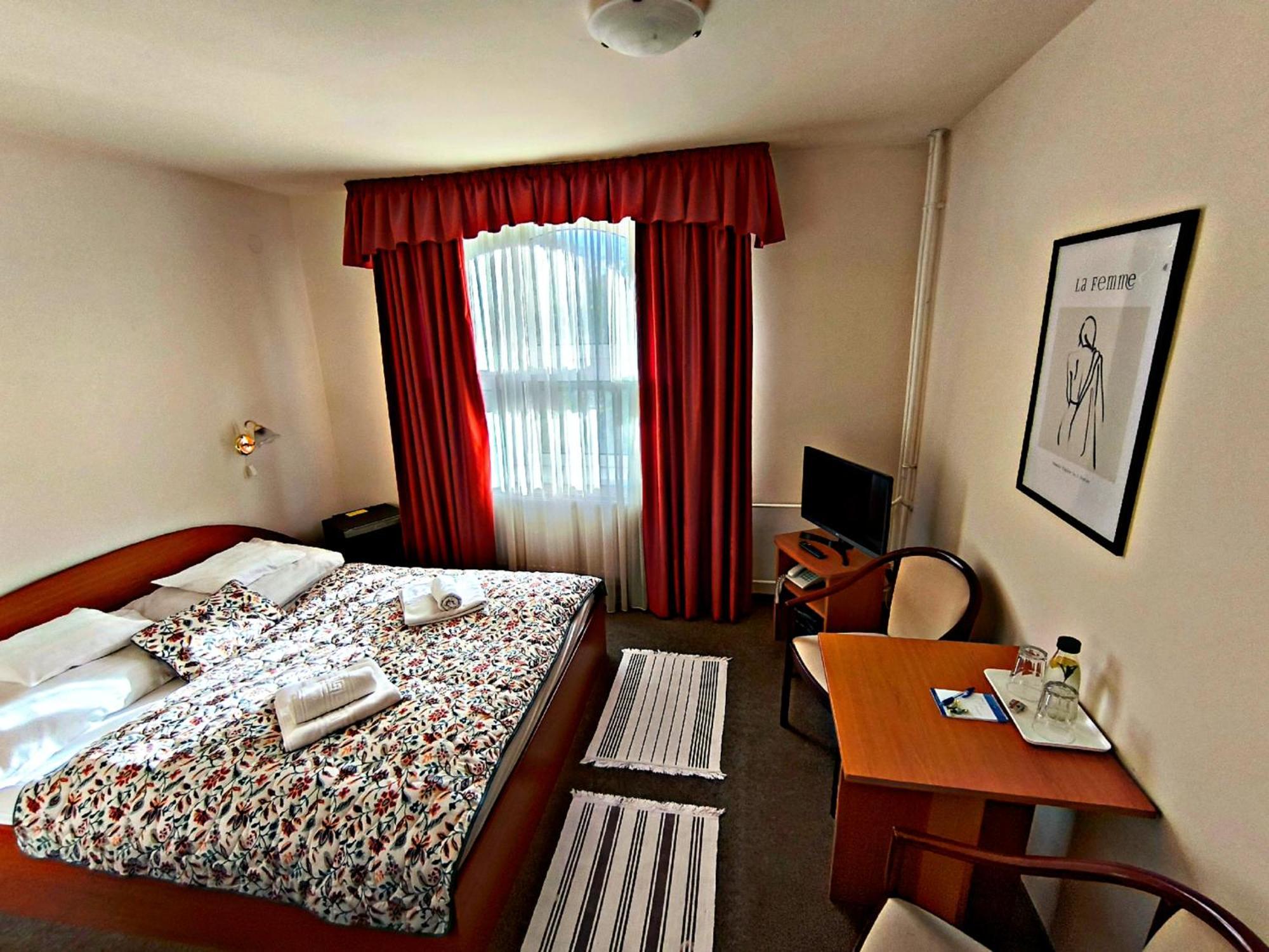 Atrium Hotel Harkány Eksteriør billede